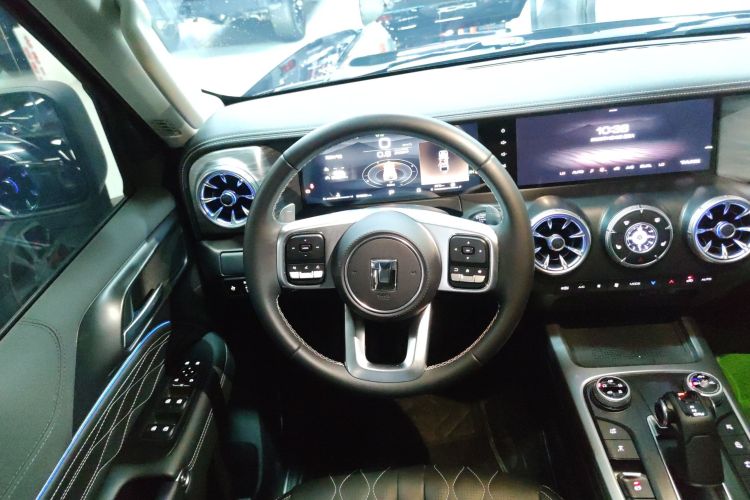 坦克300 2024款 2.0T 挑战者中控内饰13