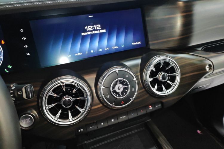 坦克300 2023款 城市版 2.0T 我看型局部细节16