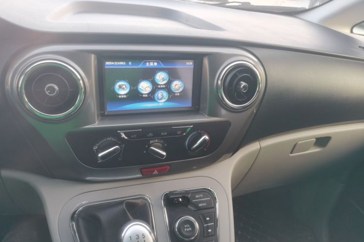 江淮瑞风 瑞风M3 2019款 宜家版 1.8L 豪华智能型中控内饰16