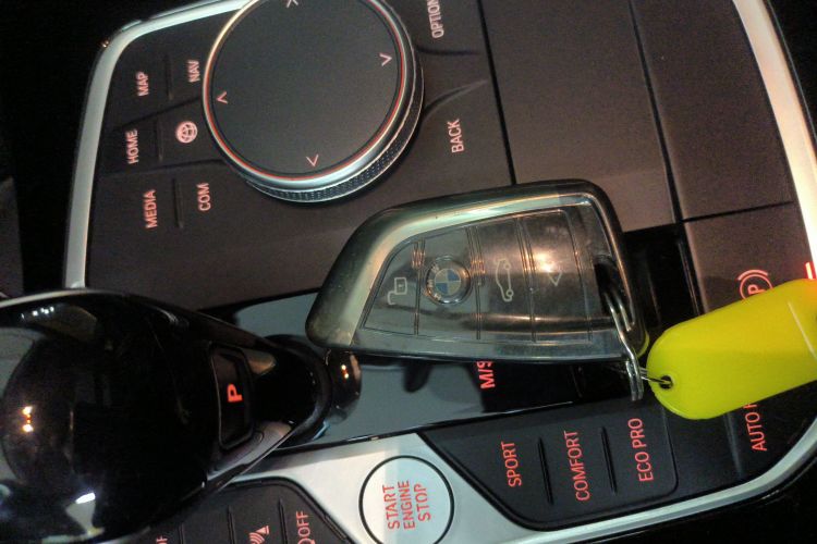 宝马2系(进口) 2021款 225i 四门轿跑车 M运动套装中控内饰11