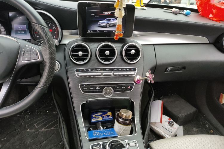 奔驰C级 2016款 C 200 L 运动型局部细节16