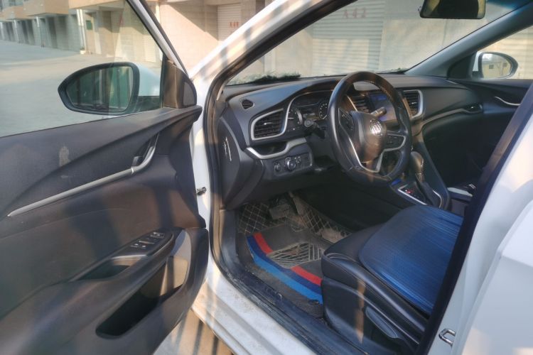 别克 英朗 2018款 18T 自动精英型中控内饰20