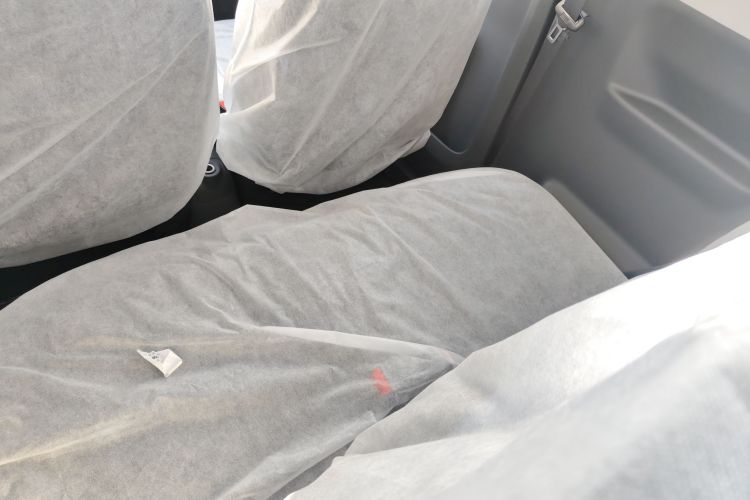 吉利银河 2024款 熊猫mini 200km 耐力熊中控内饰7004