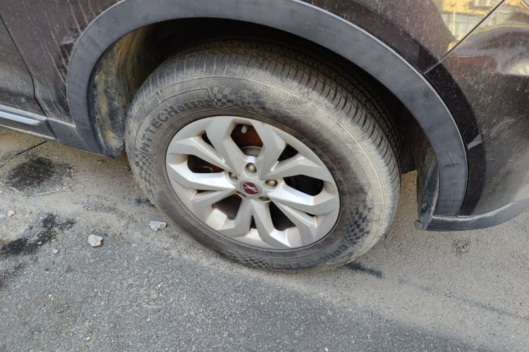 汉腾汽车 汉腾X7 2018款 X7S 1.5T 自动豪华型车身外观10