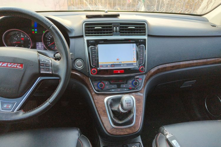 哈弗H6 2015款 改款 运动版 1.5T 手动两驱精英型中控内饰16