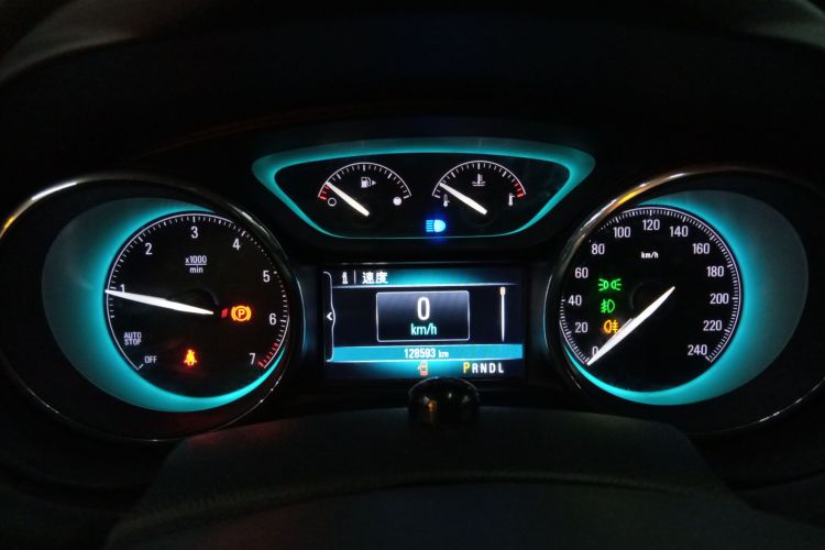 别克 昂科威 2017款 20T 两驱领先型局部细节14