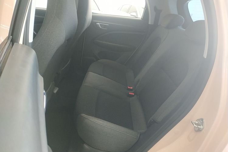 零跑汽车 零跑T03 2021款 400轻享版 三元锂中控内饰21