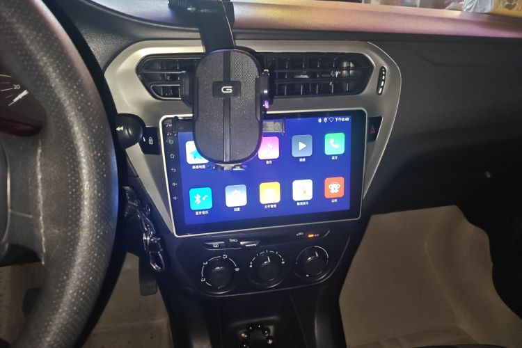 雪铁龙 爱丽舍 2016款 1.6L 手动时尚型中控内饰16