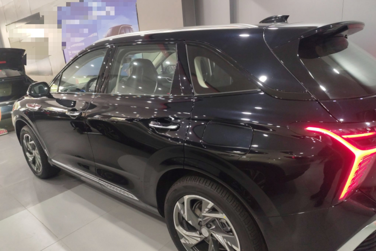 红旗HS3 PHEV 2024款 PHEV 115km 劲为版车身外观6003