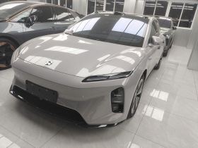 蔚来ET5T 2025款 75kWh Touring