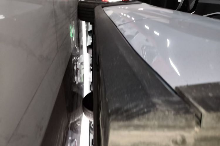 睿蓝汽车 睿蓝7 2023款 605km 猎光局部细节9002