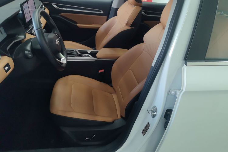 吉利汽车 帝豪 2025款 第4代 1.5L CVT旗舰型中控内饰19