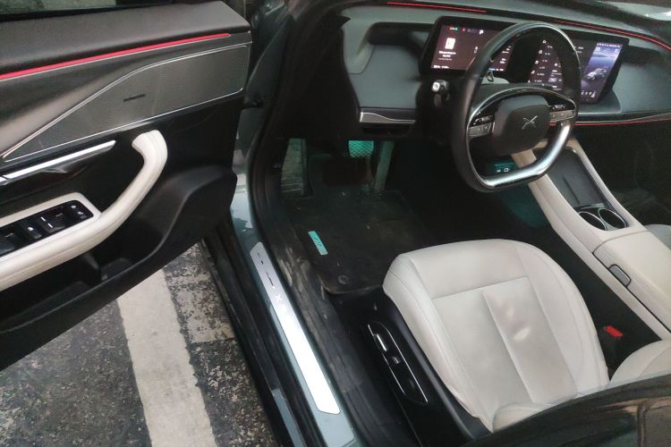 小鹏P7 2023款 P7i 702 Max中控内饰20