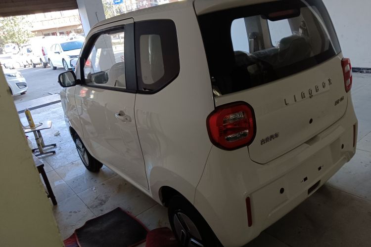 凌宝汽车 凌宝uni 2025款 微甜版 11.52kWh车身外观4