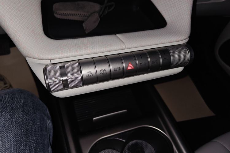 比亚迪 海豚 2021款 405km 时尚版中控内饰18