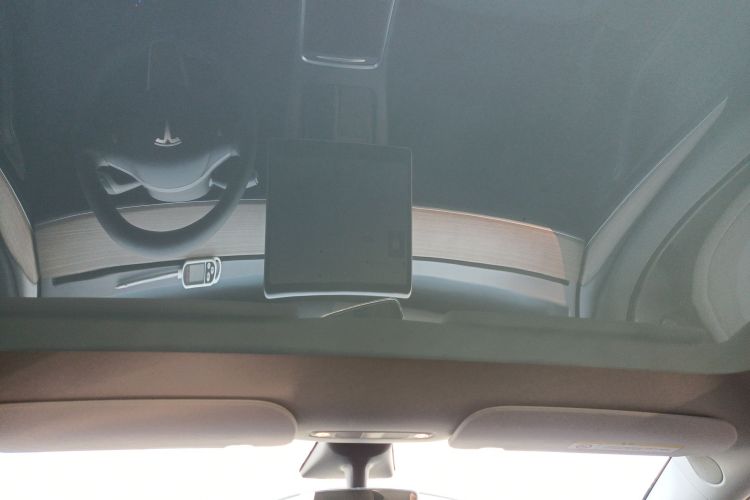 特斯拉 Model Y 2021款 长续航全轮驱动版 3D7局部细节22