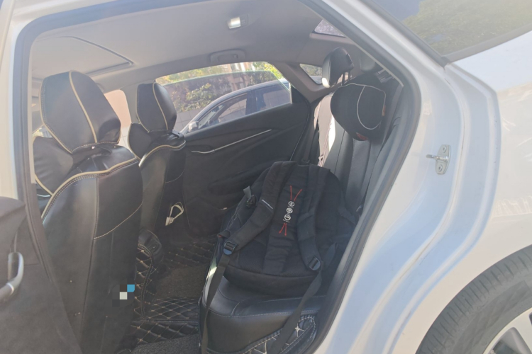 别克 英朗 2018款 18T 自动精英型中控内饰21