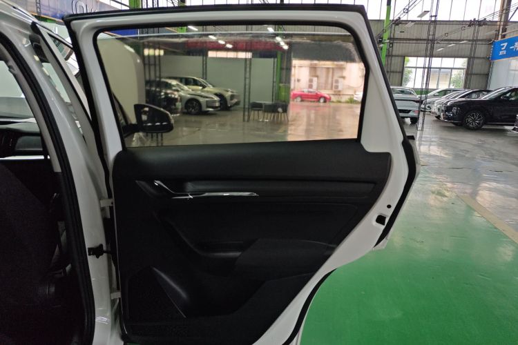 斯柯达 柯米克 2018款 1.5L 自动标准版 国VI中控内饰45