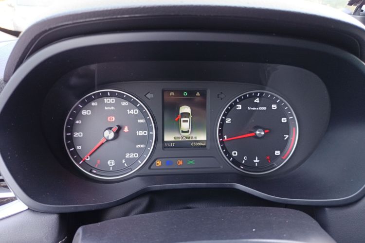 荣威i5 2020款 1.5L 手动4G互联领豪版局部细节14