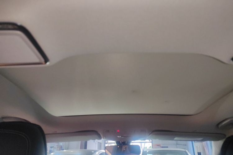 奔驰C级 2021款 C 260 L 运动版局部细节22