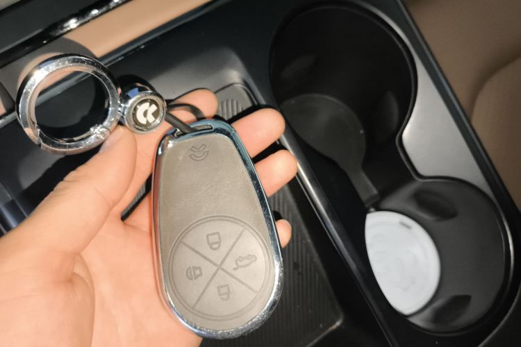 蔚来ES6 2020款 610KM 签名版中控内饰7001