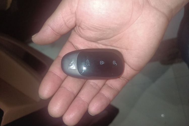 理想汽车 理想ONE 2021款 增程6座版中控内饰7001