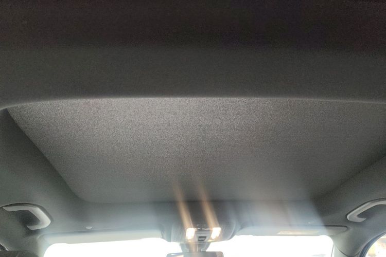 奔驰GLB 2020款 改款 GLB 200 时尚型中控内饰22