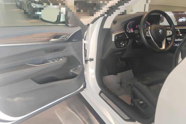 宝马6系GT 2022款 630i 豪华设计套装中控内饰20