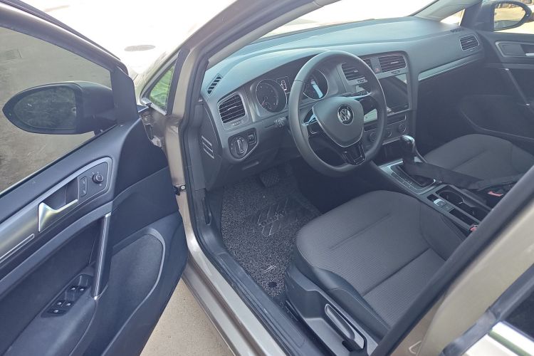 大众 高尔夫 2016款 1.6L 自动舒适型中控内饰20