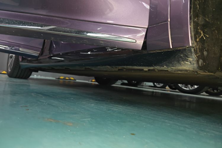 鸿蒙智行 智界R7 2024款 纯电 736km UItra局部细节9001