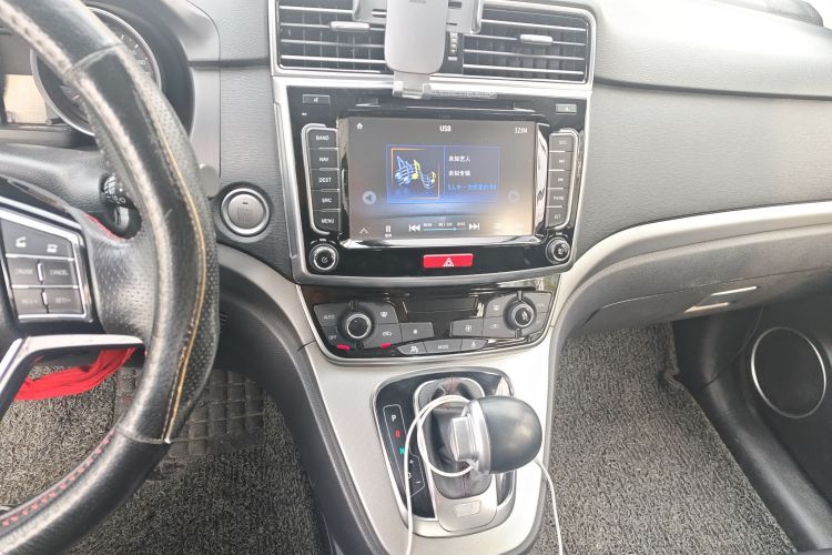 哈弗H6 2017款 蓝标 运动版 1.5T 自动两驱豪华型中控内饰16
