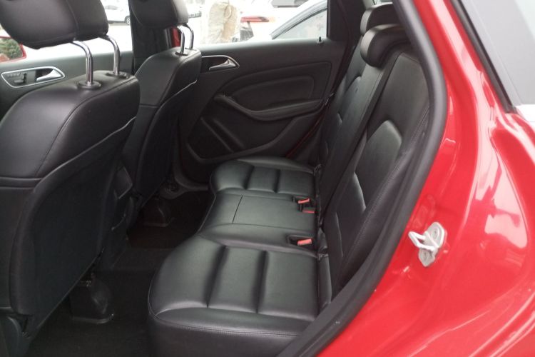 奔驰B级 2012款 B 200中控内饰7004