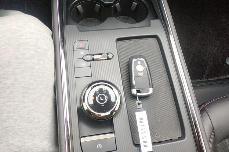 福特 蒙迪欧 2022款 改款 EcoBoost 245 豪华型中控内饰18