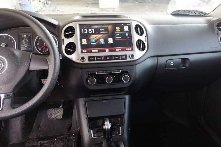 大众 途观 2015款 1.8TSI 自动两驱风尚版中控内饰16