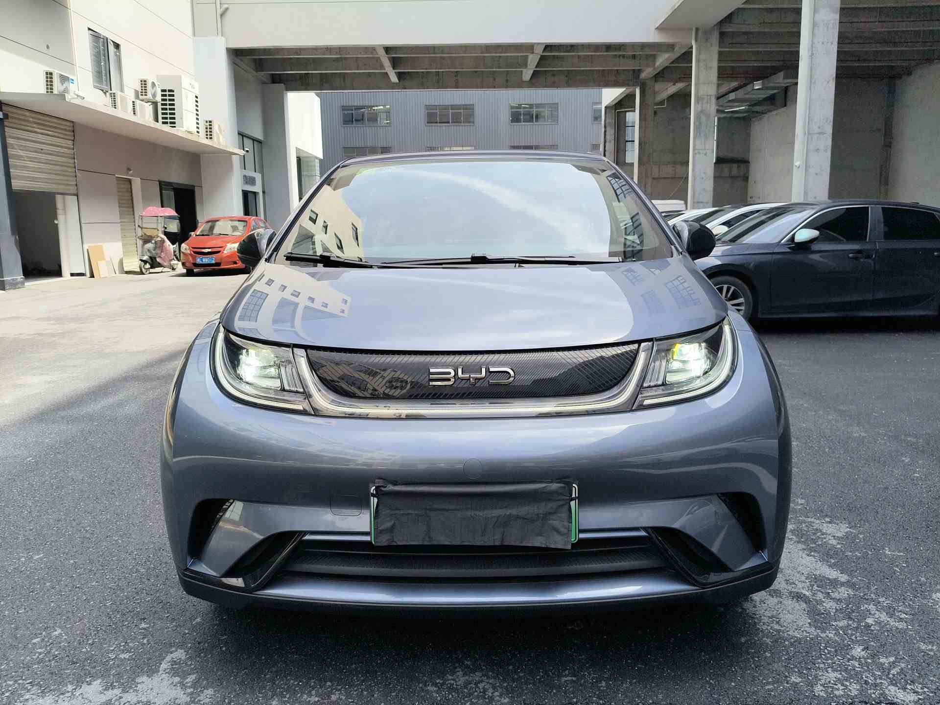 比亚迪 海豚 2025款 420km 活力版(1)