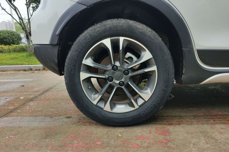 吉利汽车 远景X3 2019款 升级版 1.5L CVT精英型车身外观6008