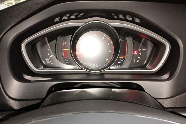 沃尔沃V40 2018款 T3 智逸版中控内饰14