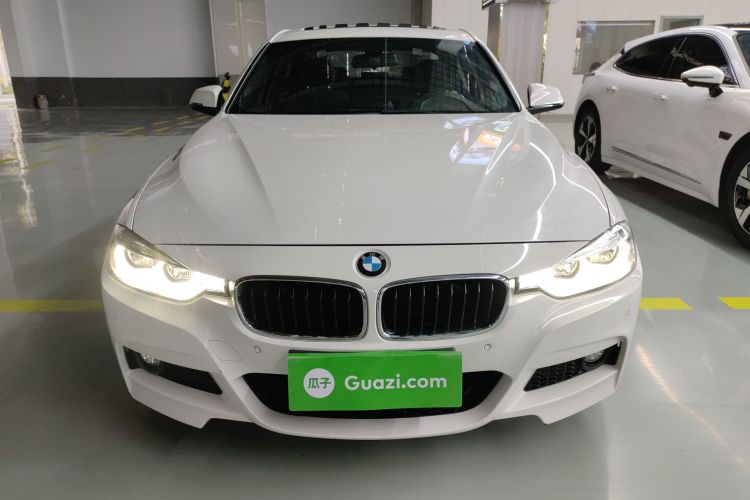 宝马3系 2018款 320i M运动套装车身外观2