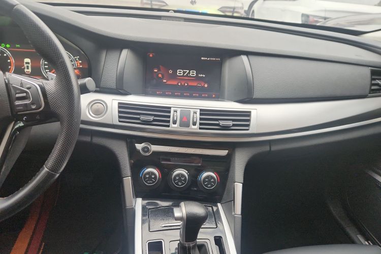 哈弗H7 2018款 蓝标H7 2.0T 自动智享型中控内饰16