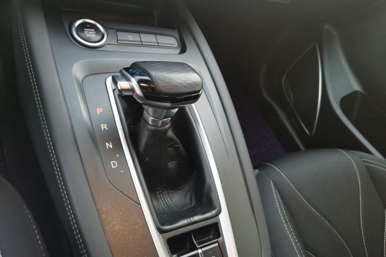 捷途X70M 2021款 1.5T DCT豪华伙伴型 5座局部细节18