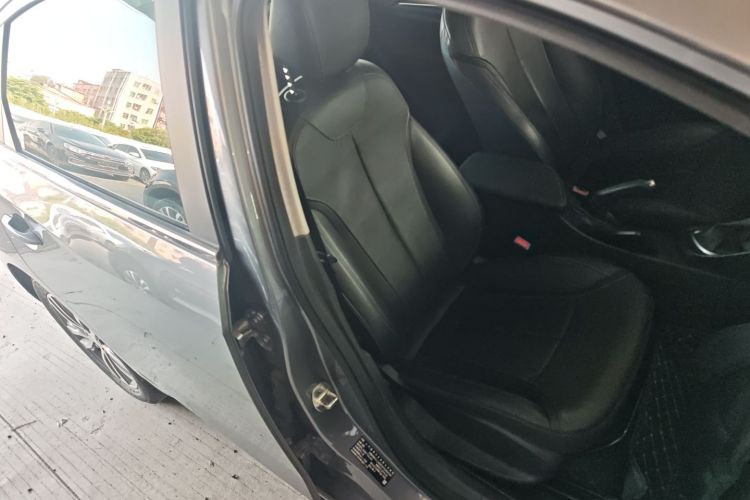 别克 英朗 2018款 18T 自动精英型局部细节41