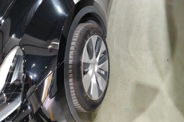特斯拉 Model Y 2021款 标准续航后驱版车身外观6007