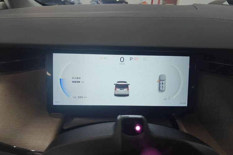 沃尔沃EM90 2025款 Ultra 六座局部细节14