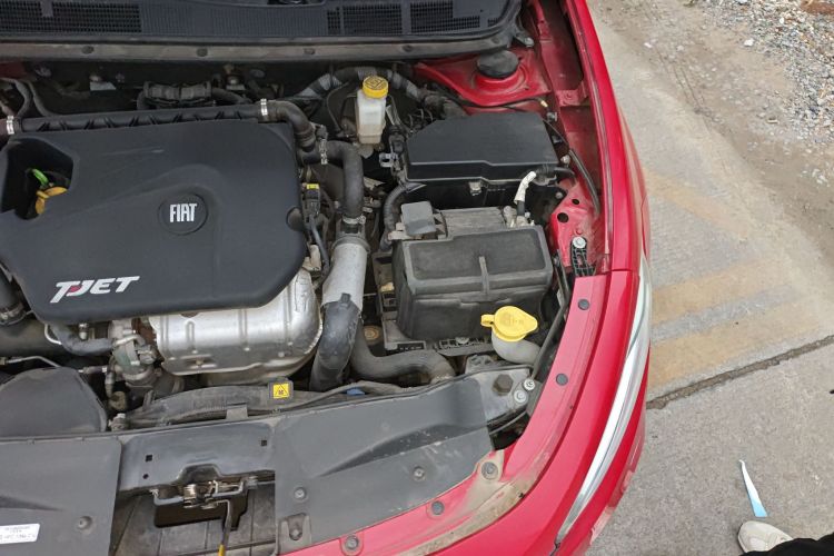 菲亚特 致悦 2014款 1.4T 自动运动版局部细节9007