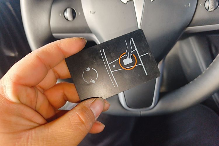 特斯拉 Model Y 2022款 改款 后轮驱动版中控内饰11