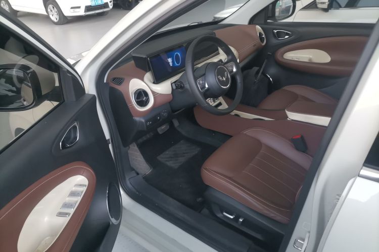 五菱汽车 五菱缤果 2023款 333km 灵犀互联+款中控内饰20