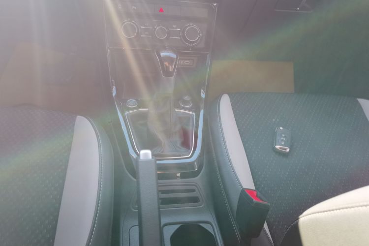 大众 探影 2023款 200TSI DSG 悦智联版中控内饰18