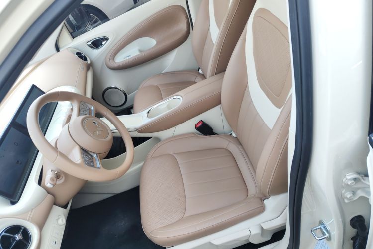 五菱汽车 五菱缤果 2025款 333km 灵犀互联款局部细节19