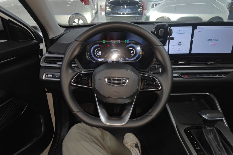 吉利汽车 帝豪 2023款 第4代冠军版 1.5L CVT尊贵型局部细节13