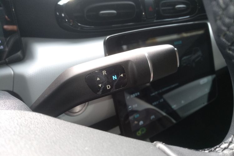 零跑汽车 零跑T03 2022款 星钻版局部细节18